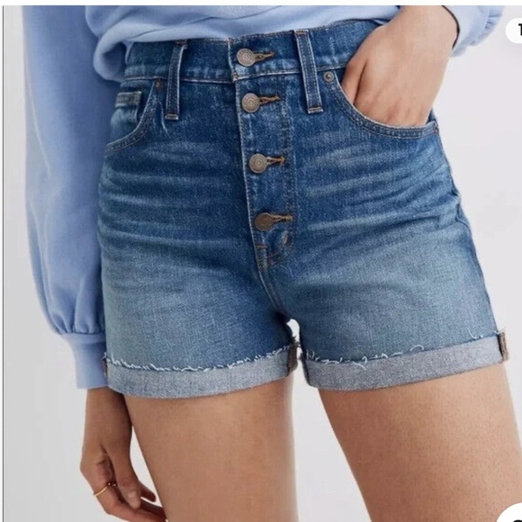 Madewell ButtonFly Jean Shorts - Picture 3 of 3